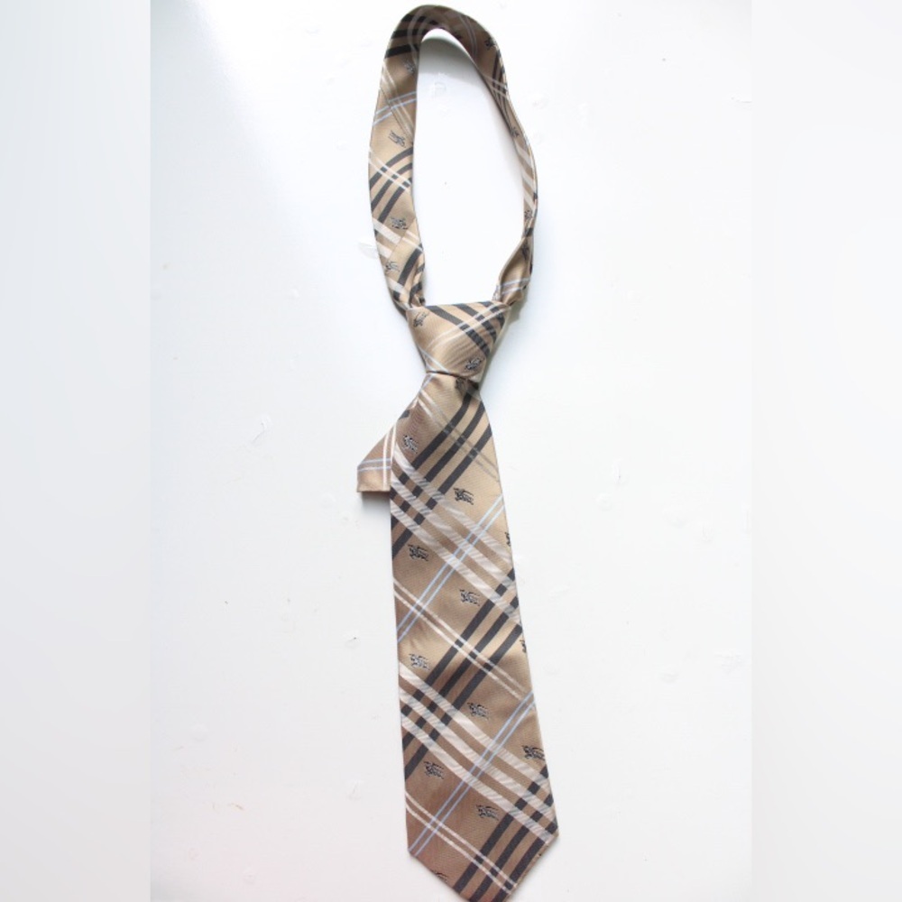 Burberry logo silk tie - Picture 6 of 8